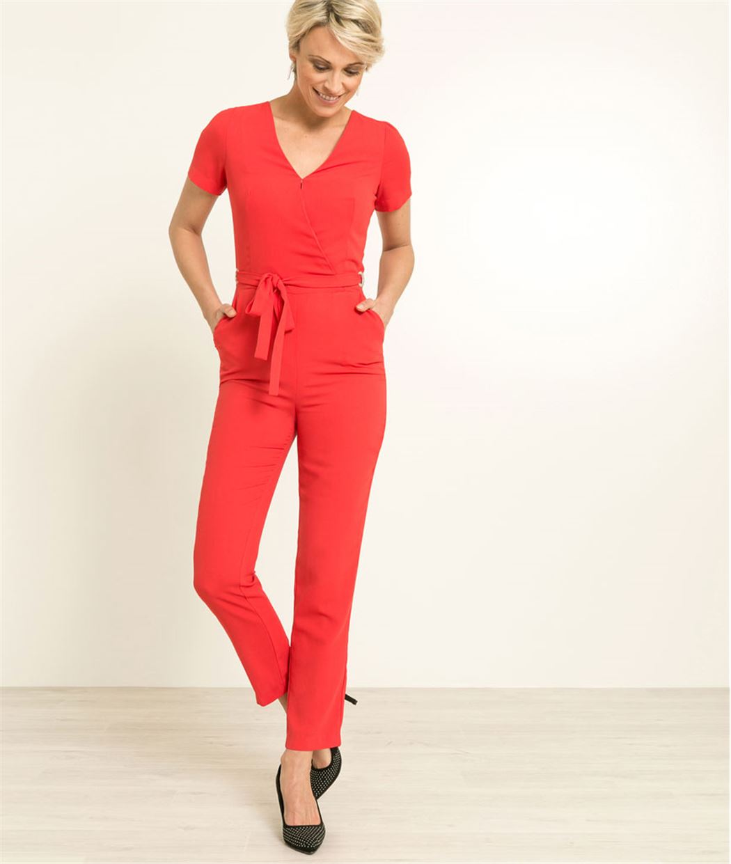 Combinaison femme cache coeur ROUGE