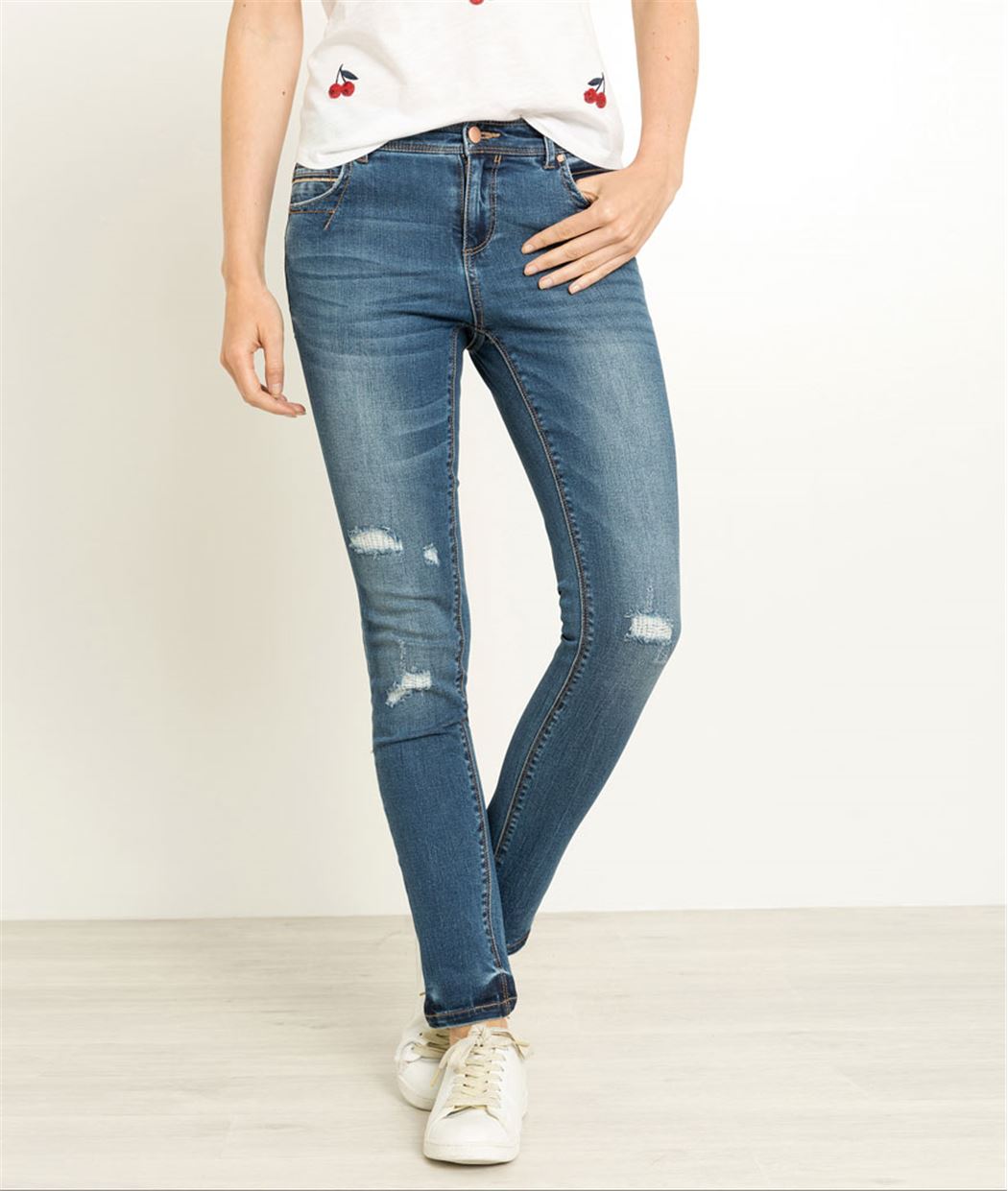 Jean femme slim avec abrasions STONE