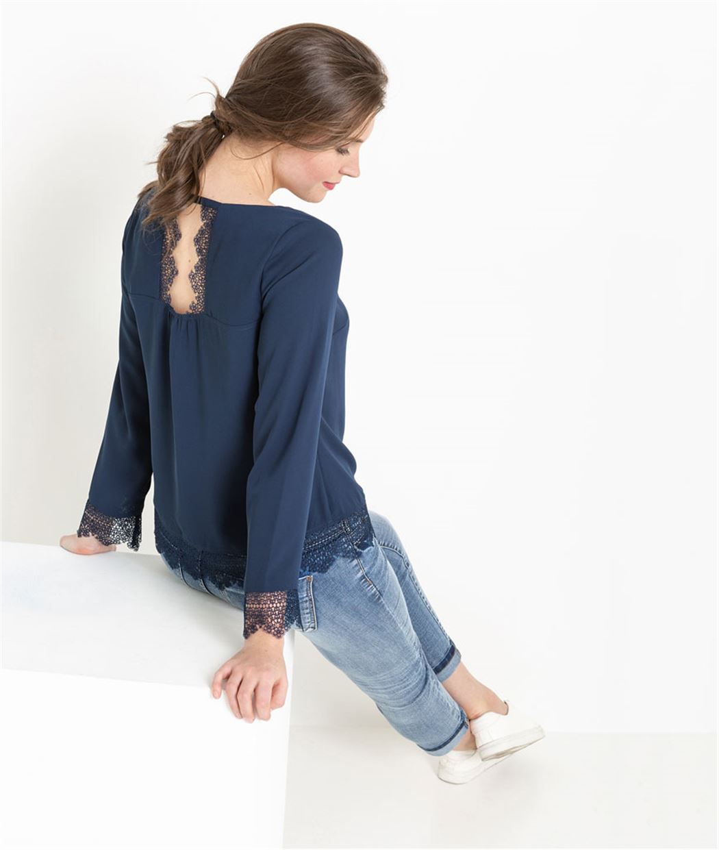 Blouse femme avec dentelle guipure MARINE