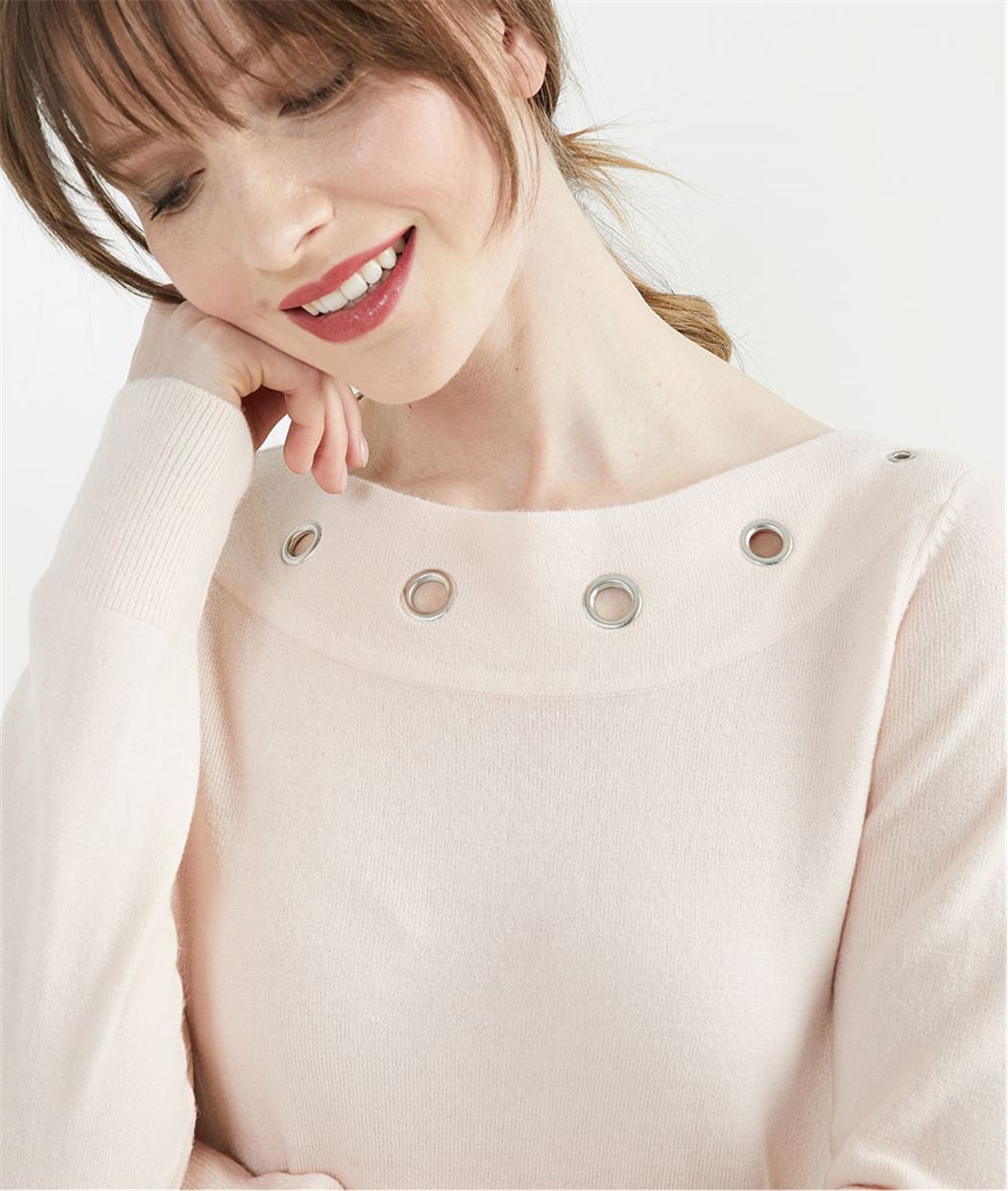 Pull femme avec oeillets ROSE