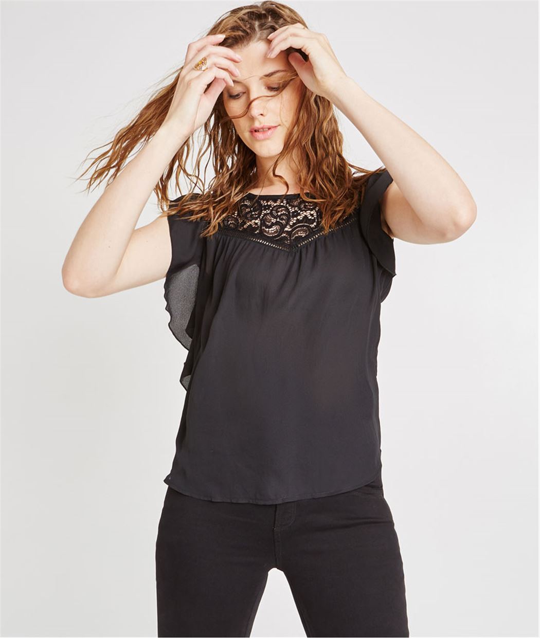 Blouse volantée avec dentelle NOIR