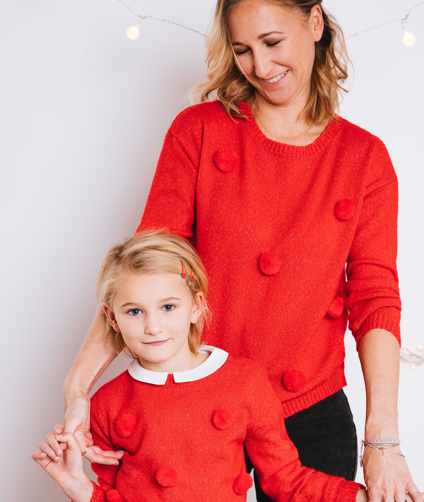 Pull rouge à pompons femme ROUGE