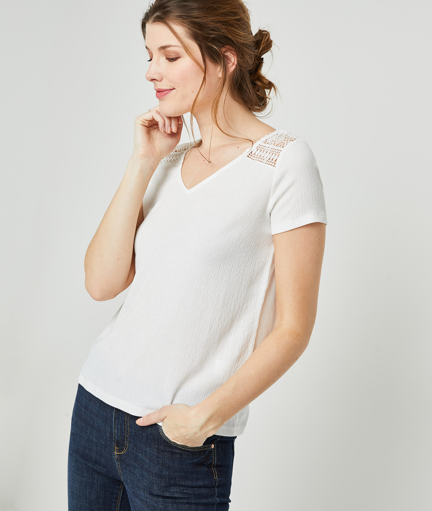 T-shirt maille froissée et guipure femme ECRU