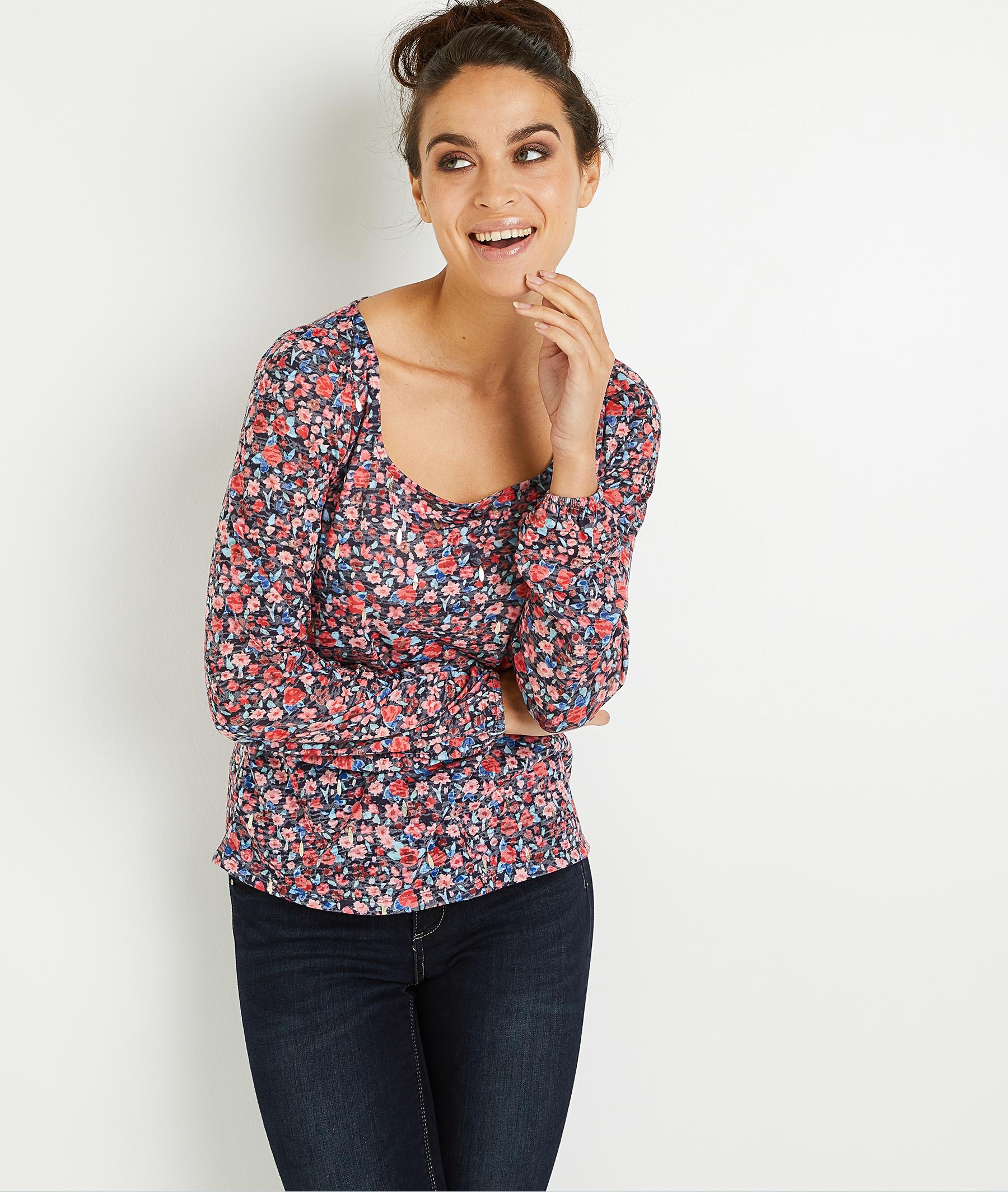 T-shirt fleuri col carré femme MARINE