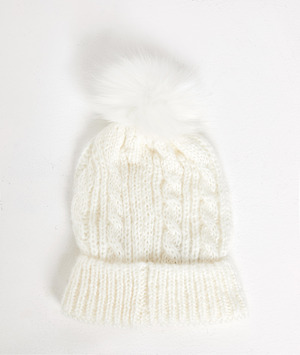 Bonnet en tricot et perles femme ECRU