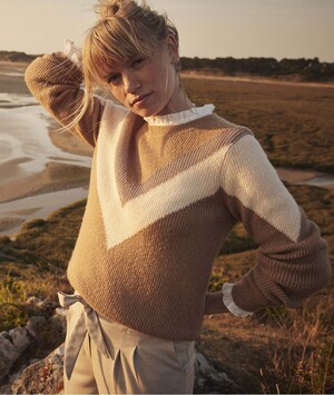 Pull motif V femme CAMEL