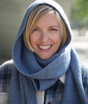 Echarpe tricotée à capuche femme BLEU
