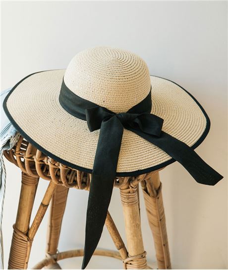 Chapeau de paille avec ruban noir NATUREL