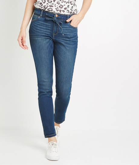 Jean boyfriend avec ceinture lacet DARK RINSE