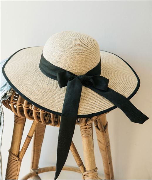 Chapeau de paille avec ruban noir NATUREL